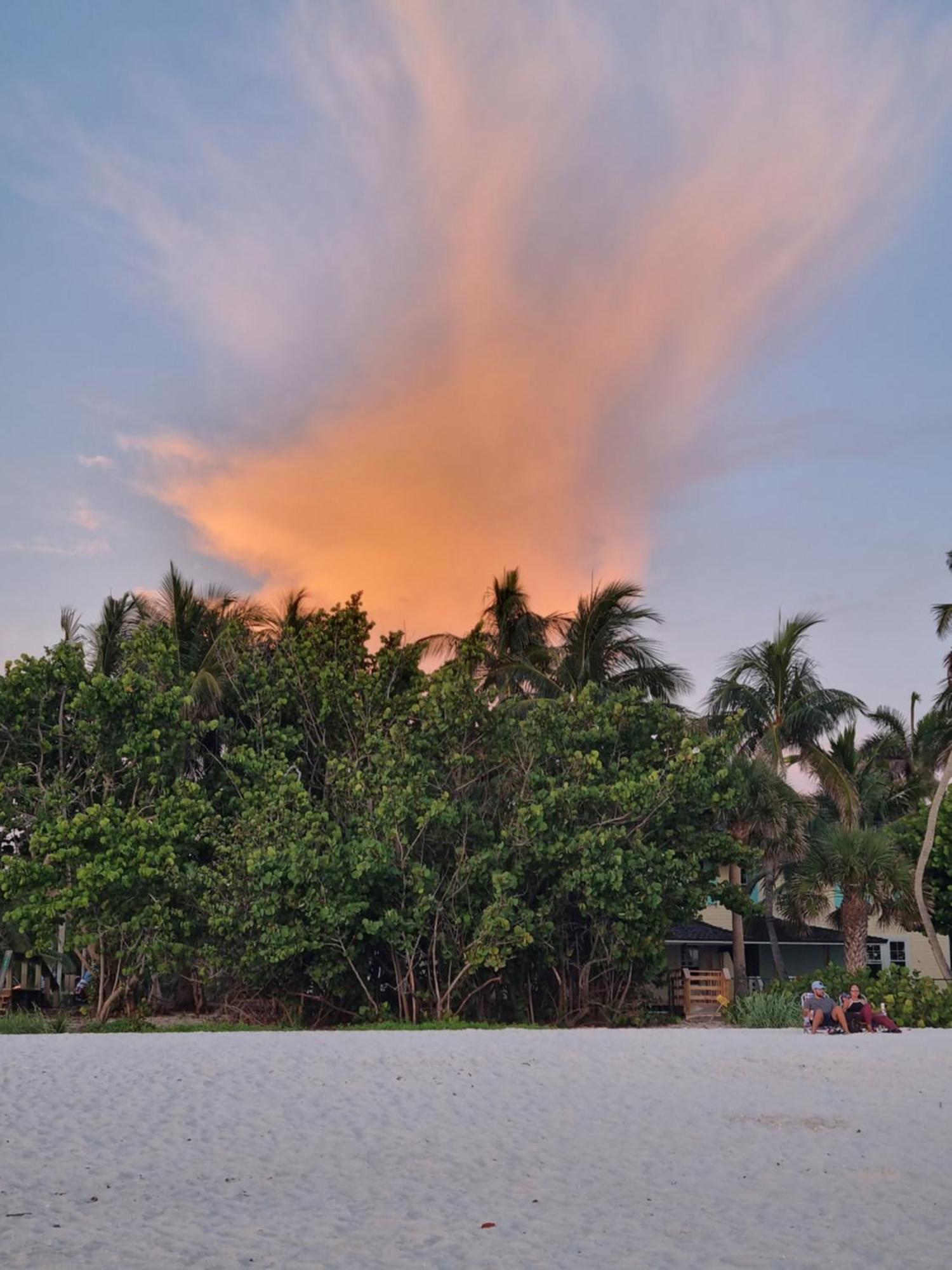 Stunning 2-Bedroom Plus Den Condo In Greenlinks Resort North North Naples Kültér fotó