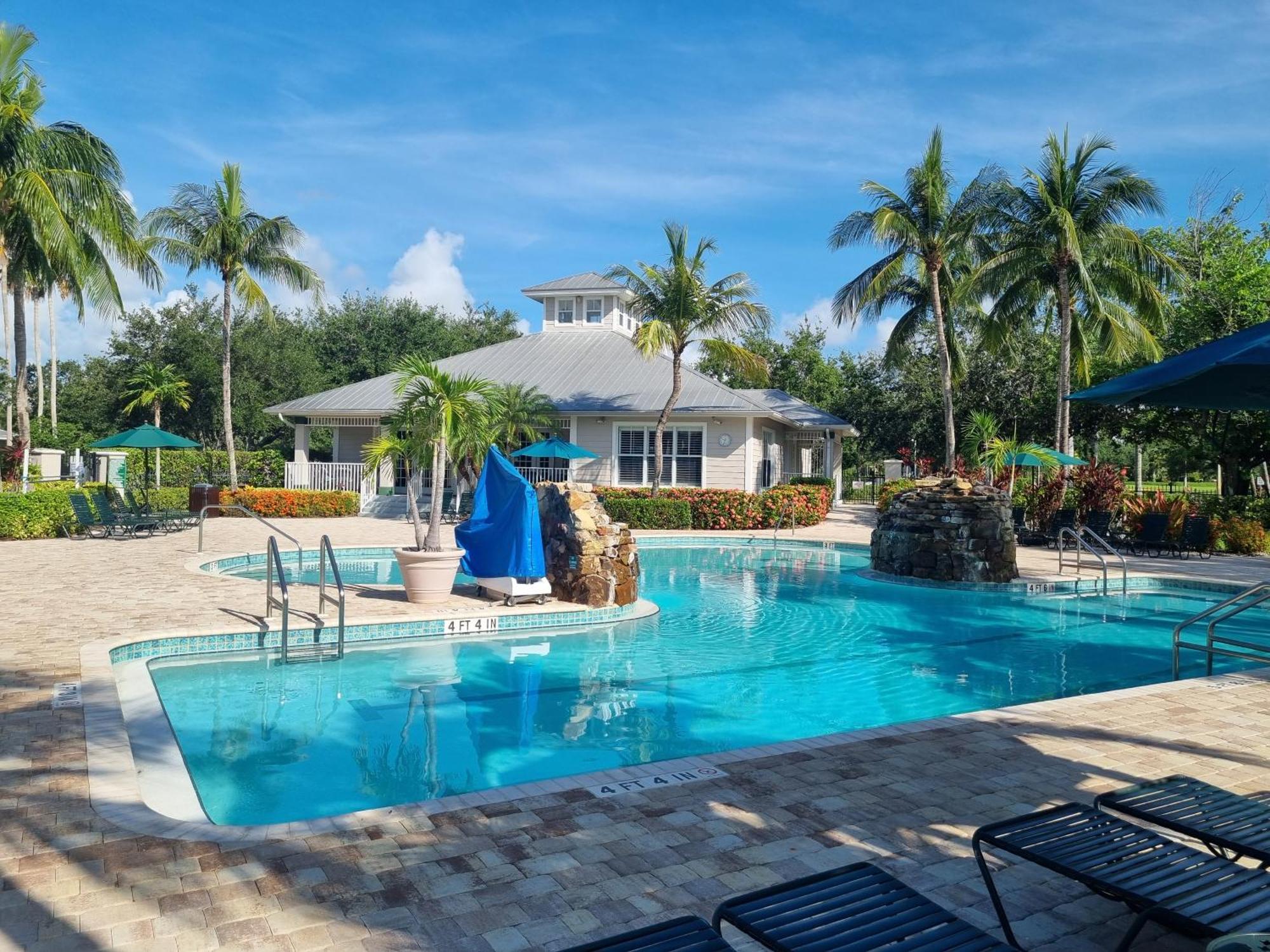 Stunning 2-Bedroom Plus Den Condo In Greenlinks Resort North North Naples Kültér fotó