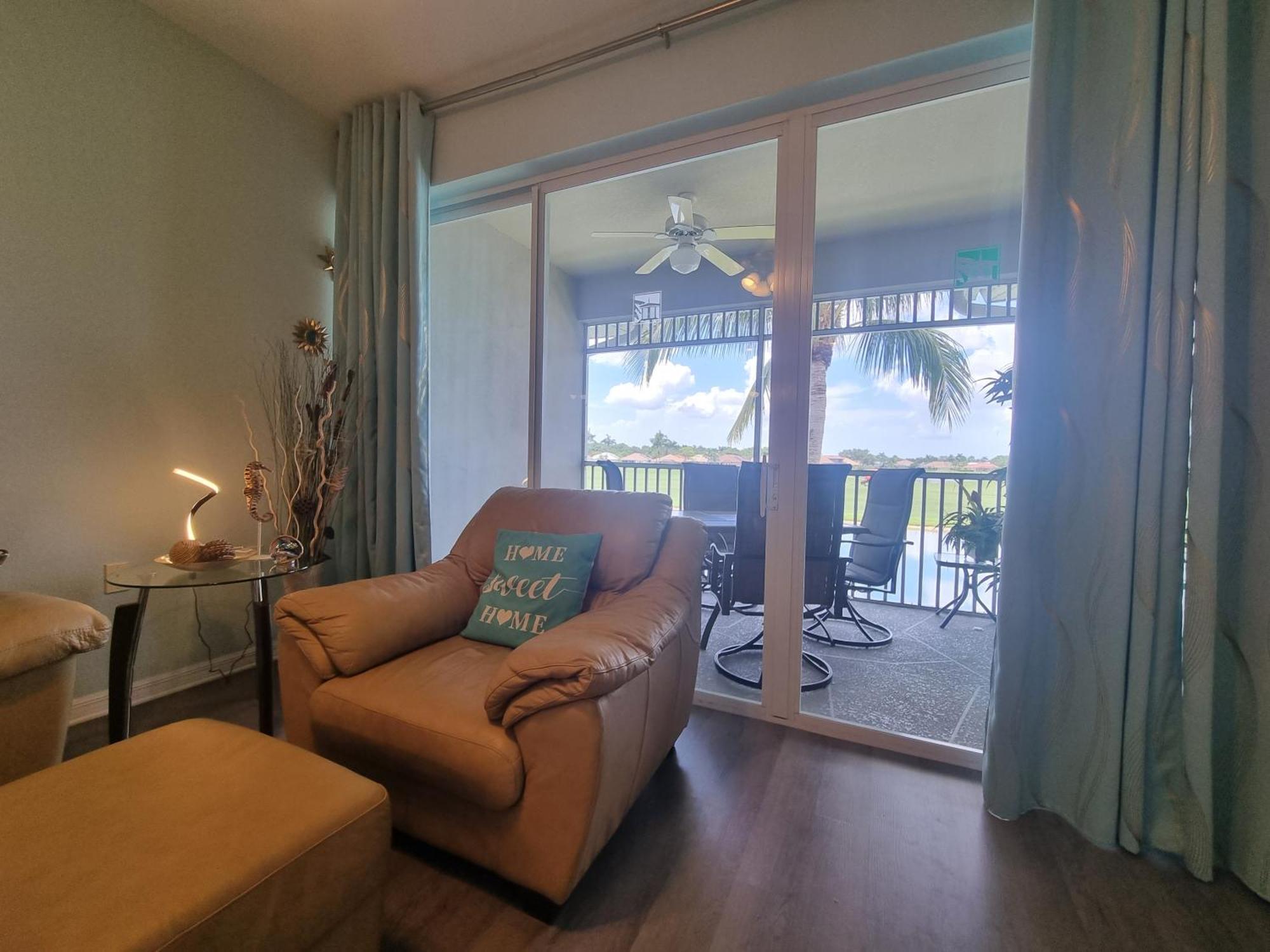 Stunning 2-Bedroom Plus Den Condo In Greenlinks Resort North North Naples Kültér fotó