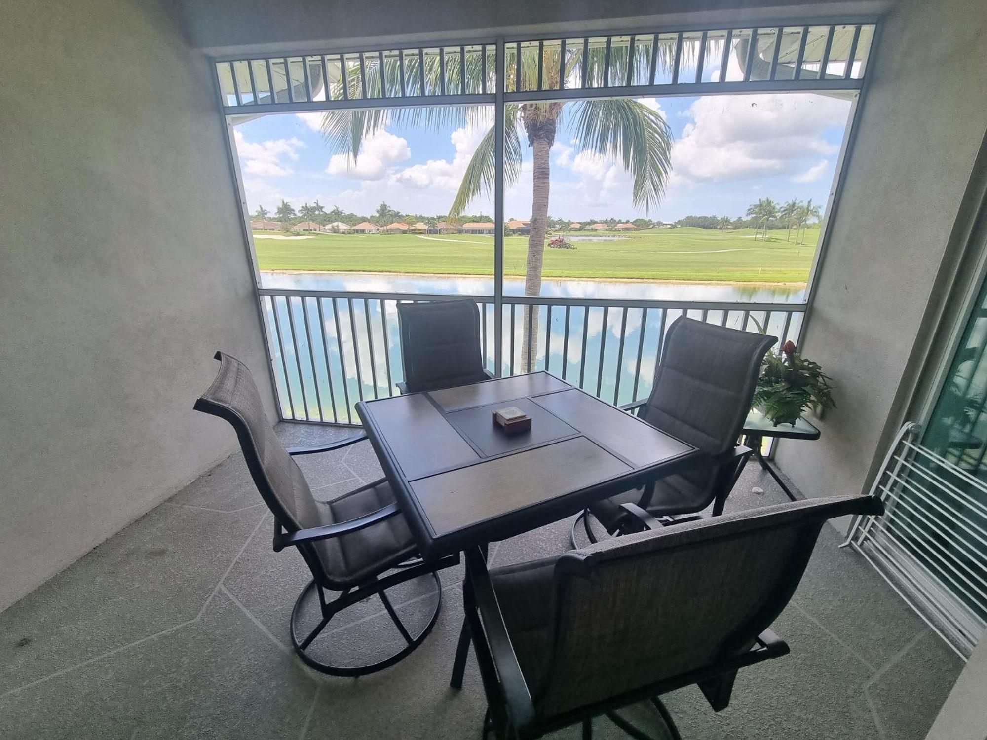 Stunning 2-Bedroom Plus Den Condo In Greenlinks Resort North North Naples Kültér fotó